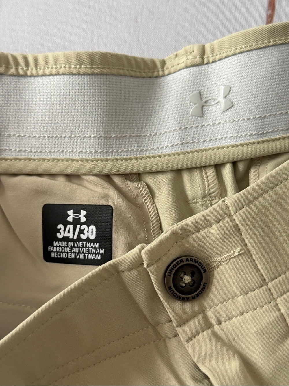 NWT Under Armour Golf Pants Mens 34x30 Khaki Straight Fit Stretch Performance - Picture 10 of 10